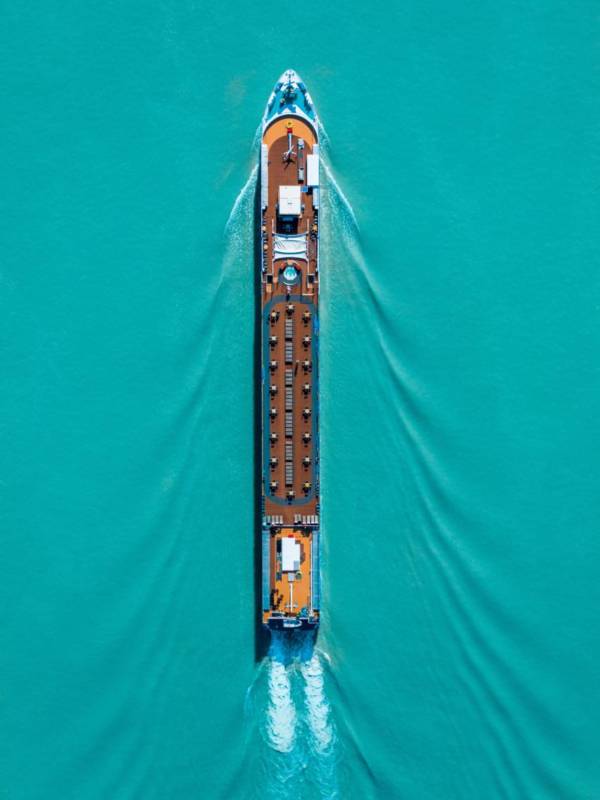 top-view-photo-of-boat-on-sea-2634269